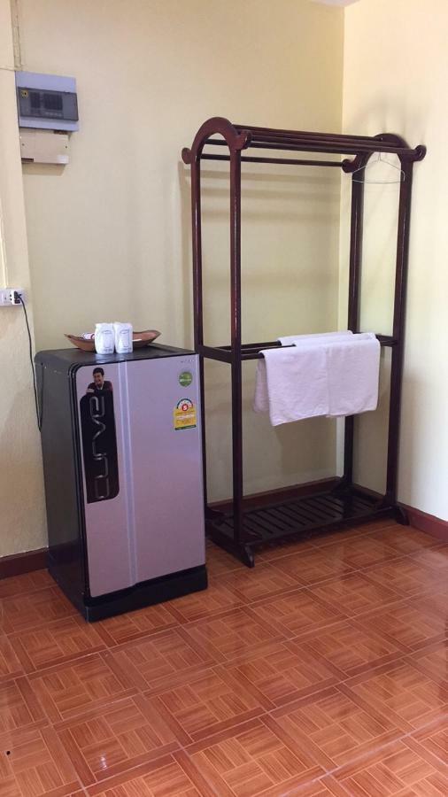 Poon Suk Hotel Kabin Buri מראה חיצוני תמונה
