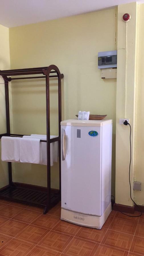 Poon Suk Hotel Kabin Buri מראה חיצוני תמונה